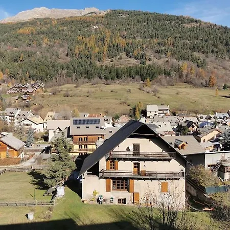 Cocon Aux Pieds Et Jolie Vue * La Salle-les-Alpes