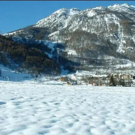 Cocon Aux Pieds Et Jolie Vue *